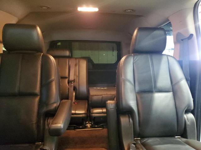 Photo 9 VIN: 1GNSKJE32BR206678 - CHEVROLET SUBURBAN K 