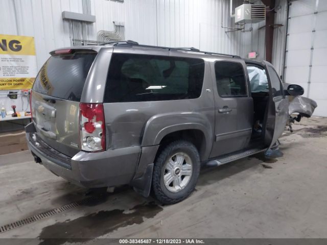 Photo 3 VIN: 1GNSKJE32BR265861 - CHEVROLET SUBURBAN 1500 