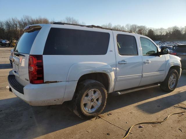 Photo 2 VIN: 1GNSKJE32BR356595 - CHEVROLET SUBURBAN K 