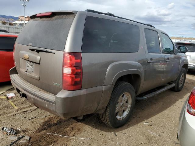 Photo 2 VIN: 1GNSKJE33BR333116 - CHEVROLET SUBURBAN 