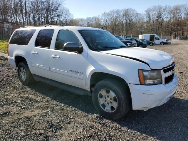 Photo 3 VIN: 1GNSKJE34BR101771 - CHEVROLET SUBURBAN 