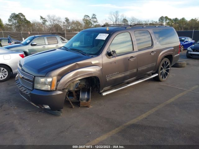 Photo 1 VIN: 1GNSKJE34BR146242 - CHEVROLET SUBURBAN 1500 