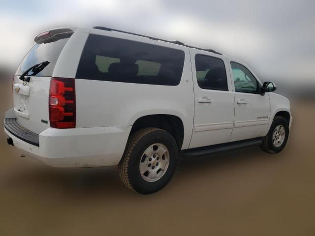 Photo 2 VIN: 1GNSKJE34BR212238 - CHEVROLET SUBURBAN 