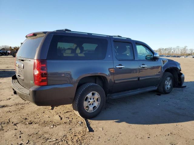 Photo 2 VIN: 1GNSKJE37BR170647 - CHEVROLET SUBURBAN 