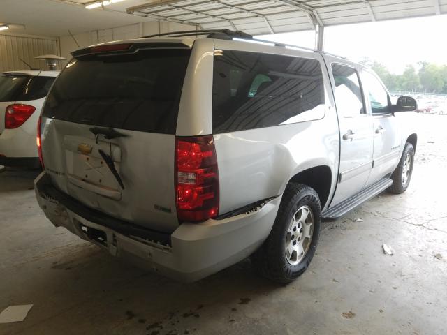 Photo 3 VIN: 1GNSKJE38BR278999 - CHEVROLET SUBURBAN K 