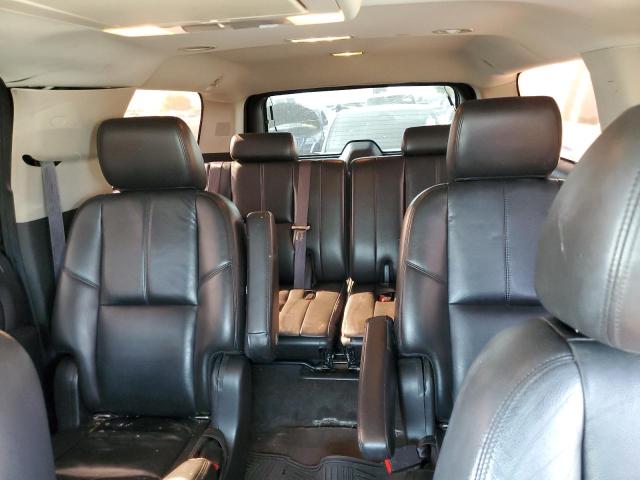 Photo 9 VIN: 1GNSKJE38BR355578 - CHEVROLET SUBURBAN 