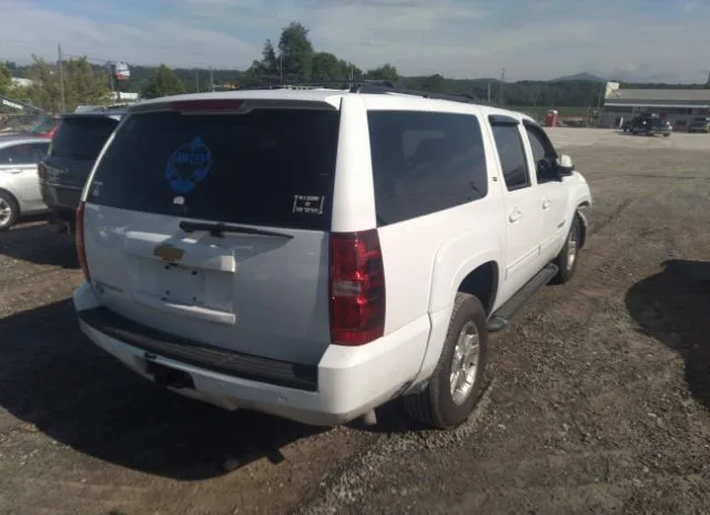 Photo 3 VIN: 1GNSKJE70DR330180 - CHEVROLET SUBURBAN 