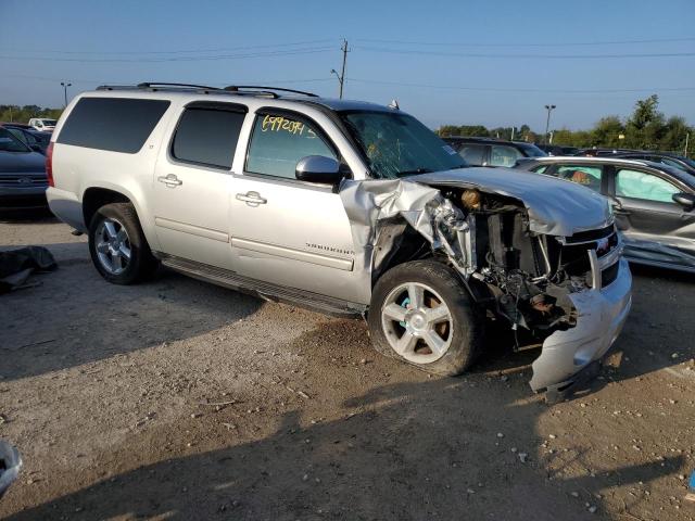 Photo 3 VIN: 1GNSKJE70ER149761 - CHEVROLET SUBURBAN 