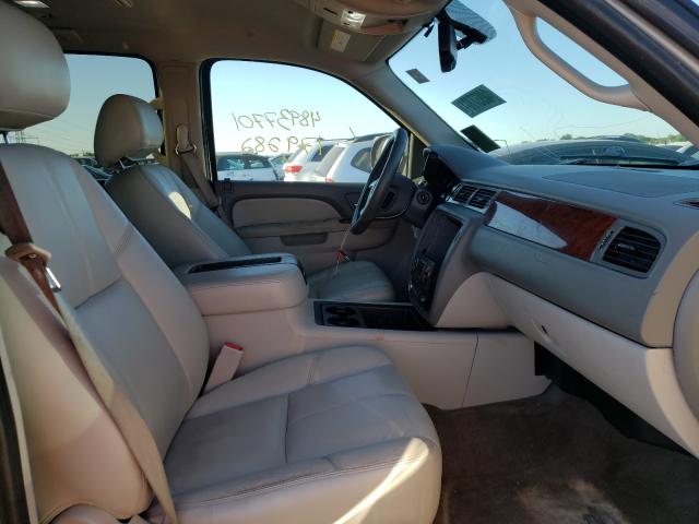 Photo 4 VIN: 1GNSKJE72CR164145 - CHEVROLET SUBURBAN K 