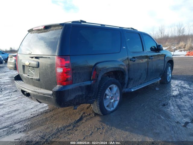 Photo 3 VIN: 1GNSKJE72CR253665 - CHEVROLET SUBURBAN 1500 