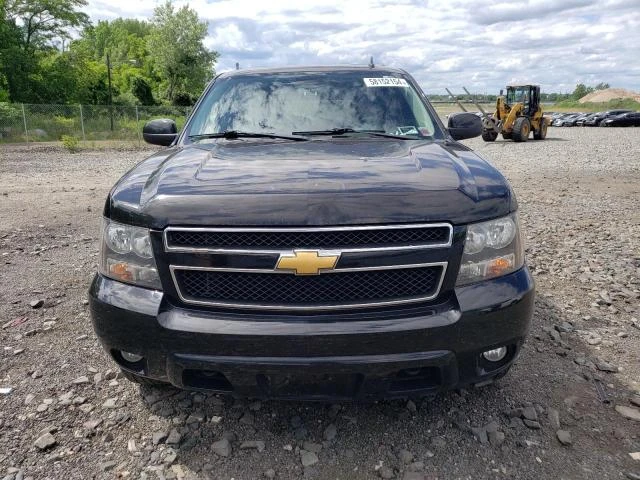 Photo 4 VIN: 1GNSKJE72CR277996 - CHEVROLET SUBURBAN K 