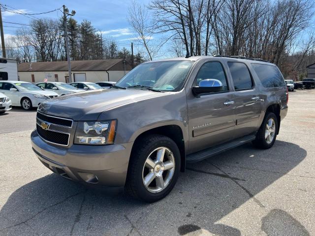 Photo 1 VIN: 1GNSKJE72DR197423 - CHEVROLET SUBURBAN 