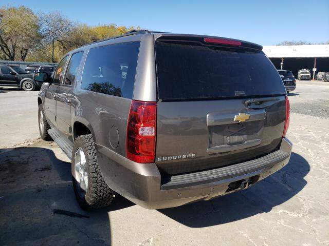 Photo 2 VIN: 1GNSKJE73DR136890 - CHEVROLET SUBURBAN K 