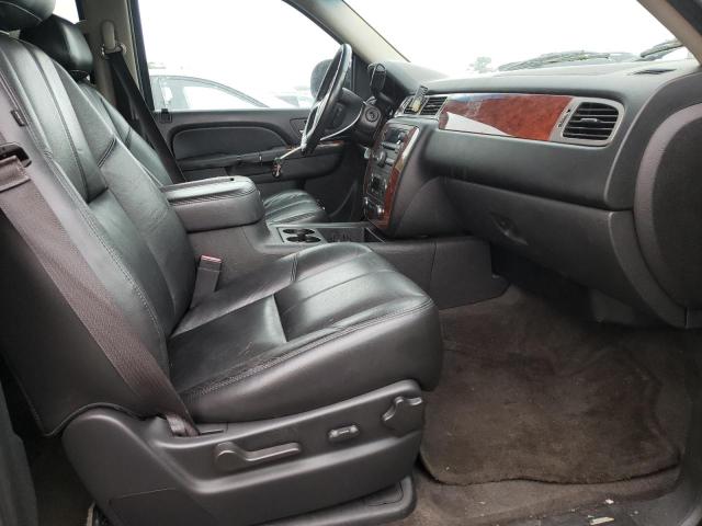 Photo 4 VIN: 1GNSKJE73DR291729 - CHEVROLET SUBURBAN K 