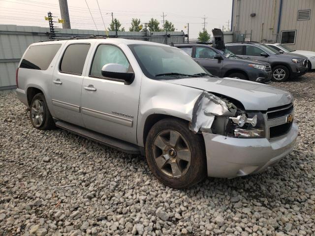 Photo 3 VIN: 1GNSKJE73ER120495 - CHEVROLET SUBURBAN K 