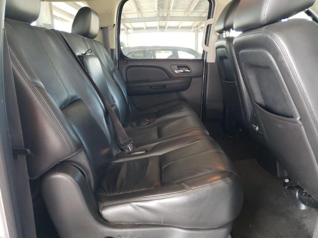 Photo 10 VIN: 1GNSKJE74CR103220 - CHEVROLET SUBURAN 