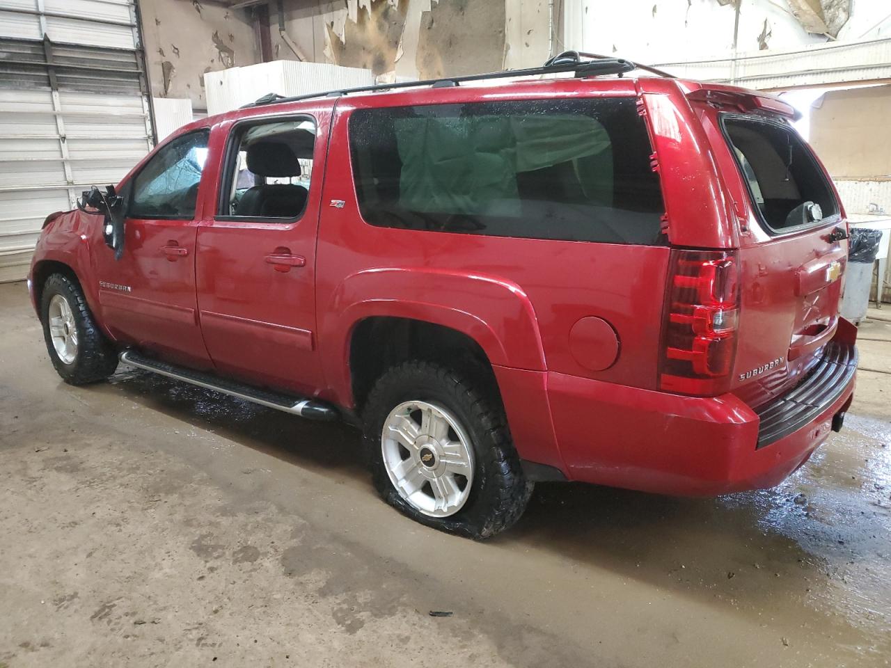 Photo 1 VIN: 1GNSKJE74ER221996 - CHEVROLET SUBURBAN 