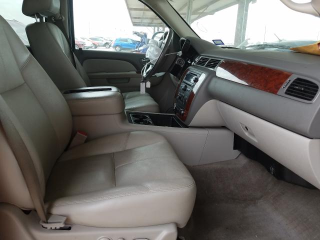 Photo 4 VIN: 1GNSKJE76DR333861 - CHEVROLET SUBURBAN K 