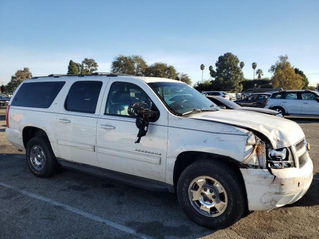 Photo 3 VIN: 1GNSKJE77DR101480 - CHEVROLET SUBURBAN 