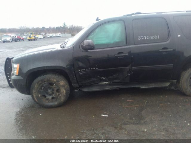 Photo 5 VIN: 1GNSKJE77ER210099 - CHEVROLET SUBURBAN 