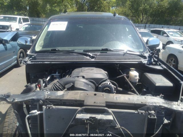 Photo 9 VIN: 1GNSKJE78DR347356 - CHEVROLET SUBURBAN 