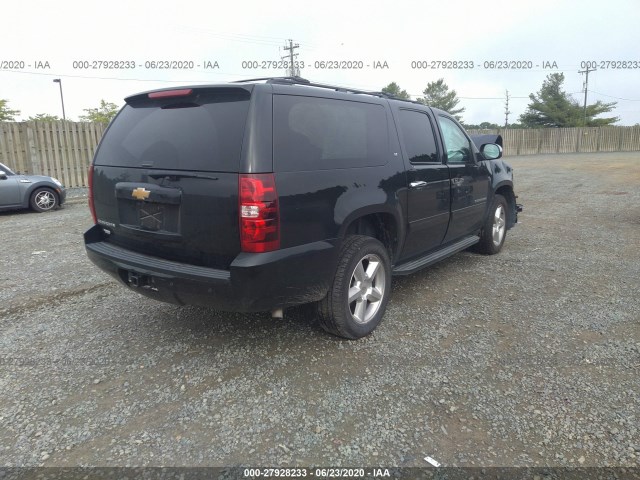 Photo 3 VIN: 1GNSKJE78ER144856 - CHEVROLET SUBURBAN 