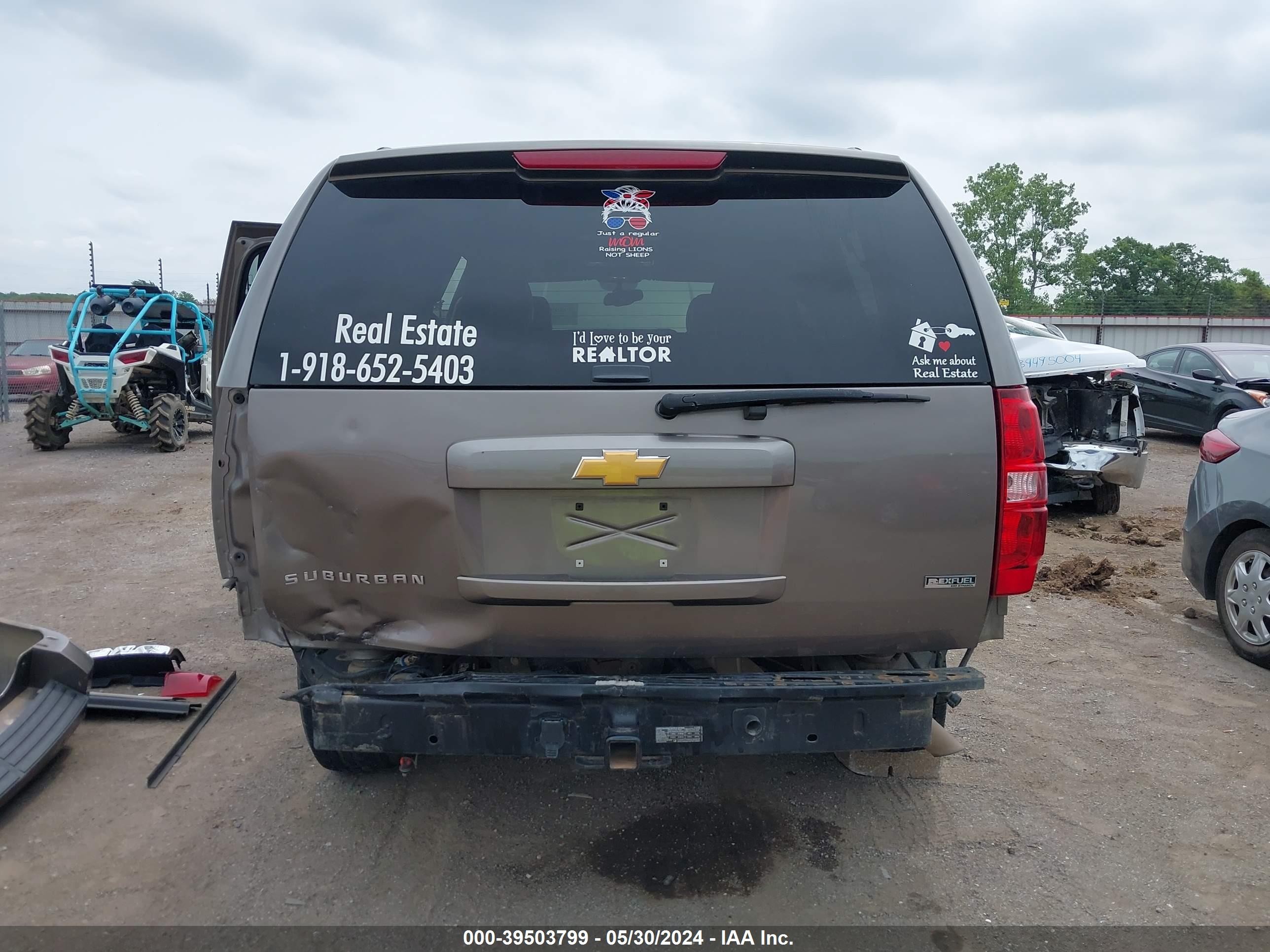 Photo 16 VIN: 1GNSKJE79CR169908 - CHEVROLET SUBURBAN 