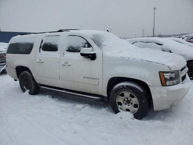 Photo 3 VIN: 1GNSKJE79DR198889 - CHEVROLET SUBURBAN 