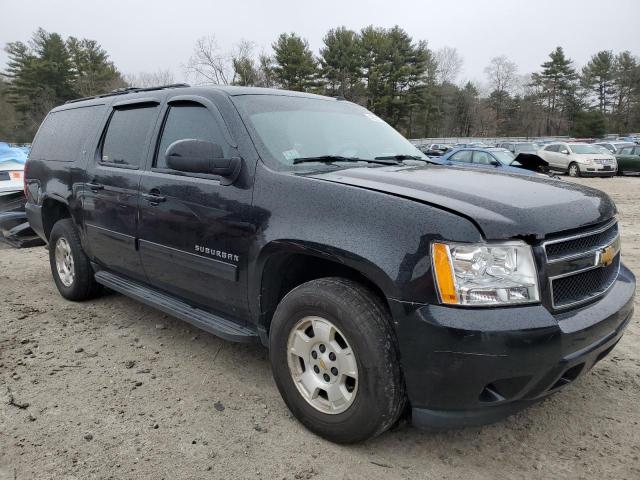 Photo 3 VIN: 1GNSKJE79DR229896 - CHEVROLET SUBURBAN 