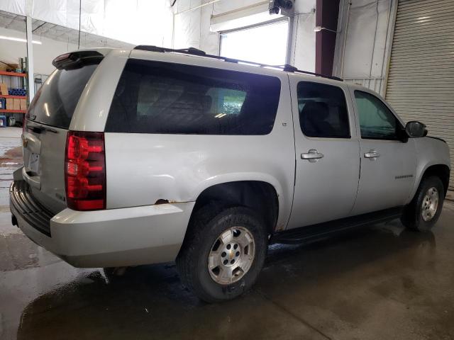 Photo 2 VIN: 1GNSKJE7XCR166354 - CHEVROLET SUBURBAN K 