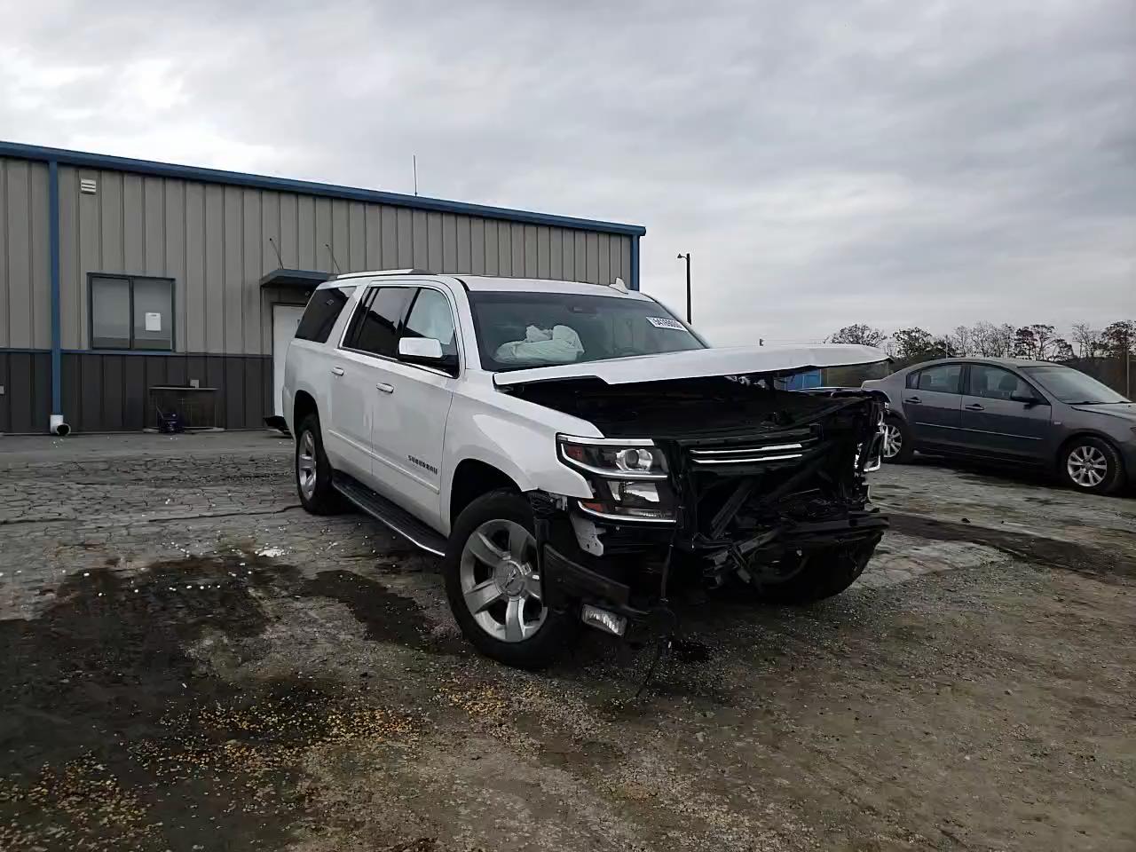 Photo 10 VIN: 1GNSKJKC2JR182093 - CHEVROLET SUBURBAN K 