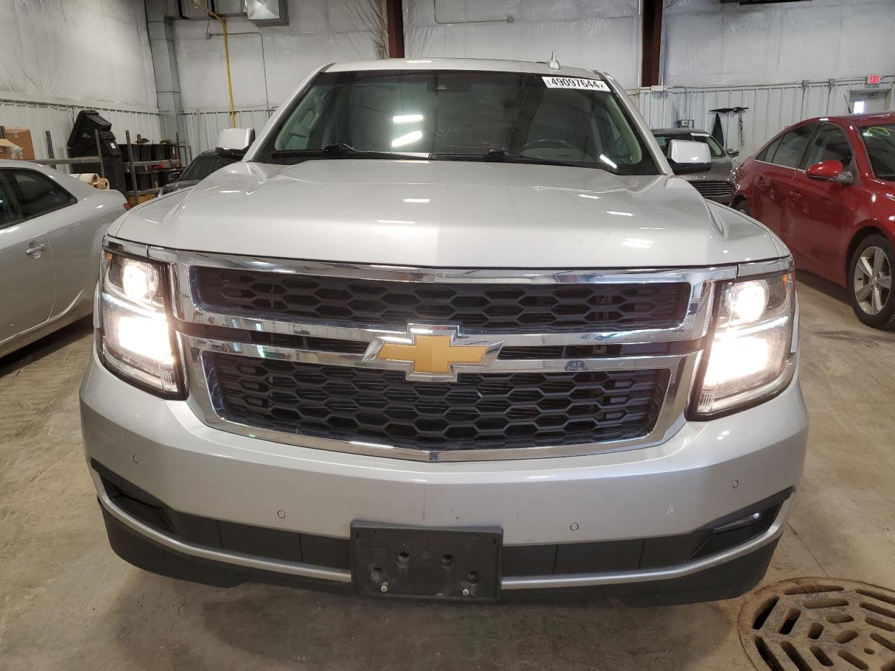 Photo 4 VIN: 1GNSKJKC4FR624279 - CHEVROLET SUBURBAN 