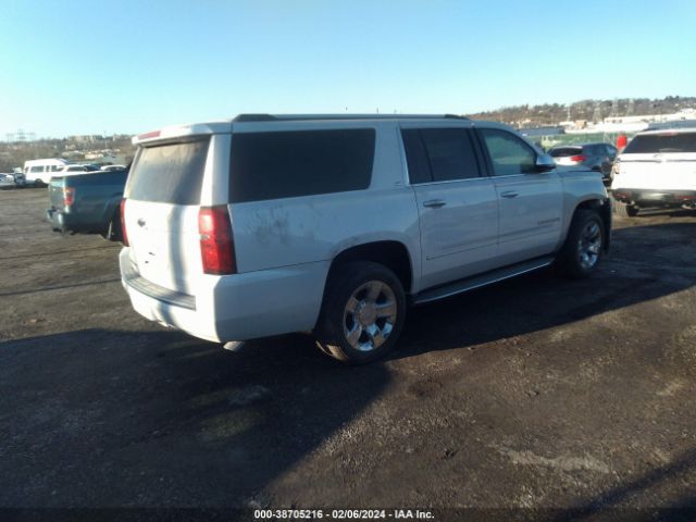 Photo 3 VIN: 1GNSKJKC5GR349135 - CHEVROLET SUBURBAN 