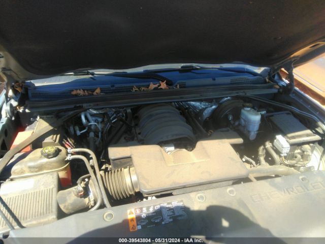 Photo 9 VIN: 1GNSKJKC6HR403155 - CHEVROLET SUBURBAN 