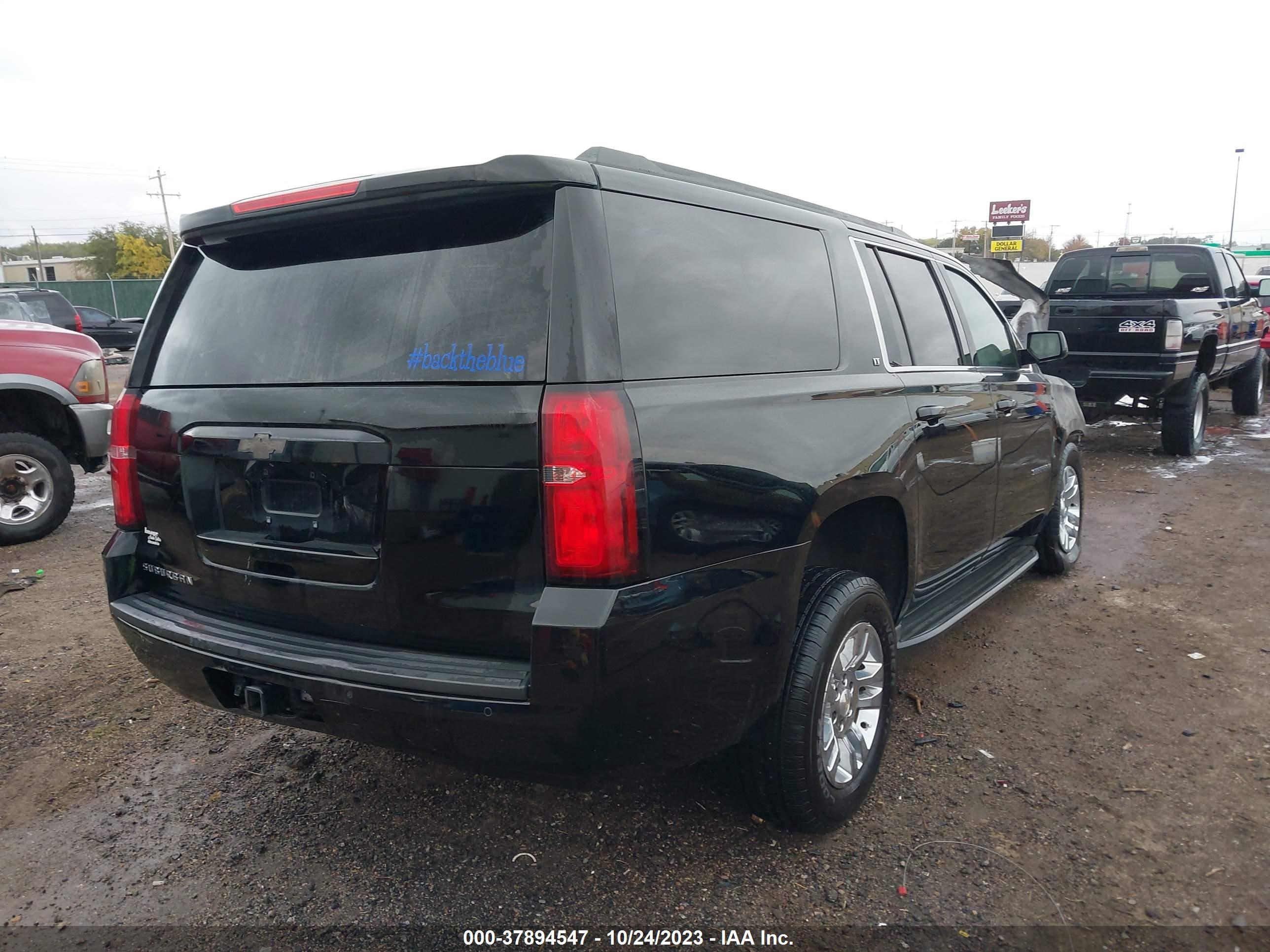 Photo 3 VIN: 1GNSKJKC7FR277966 - CHEVROLET SUBURBAN 