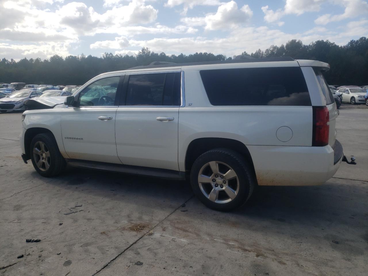 Photo 1 VIN: 1GNSKJKC9FR152662 - CHEVROLET SUBURBAN 