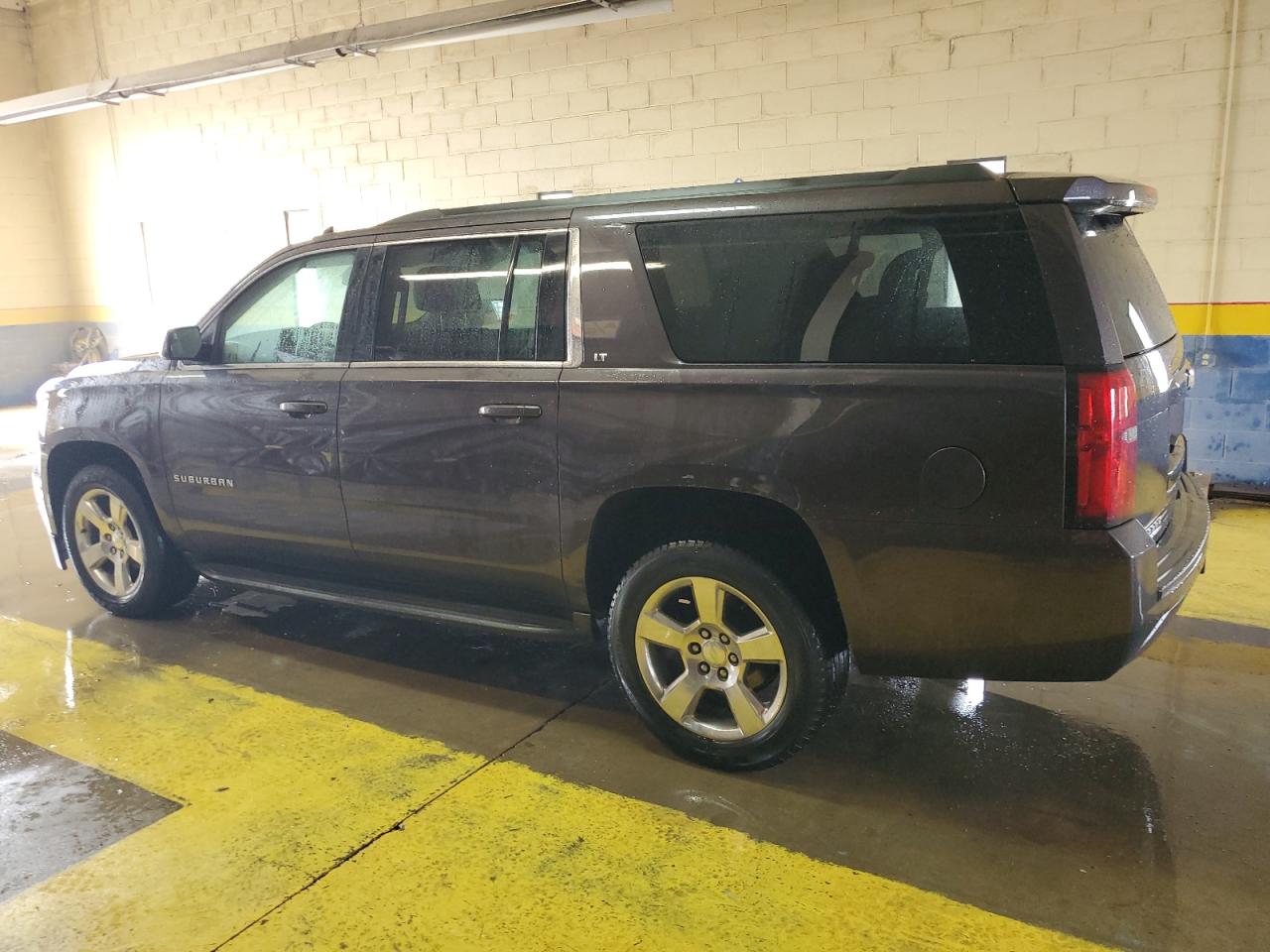 Photo 1 VIN: 1GNSKJKCXFR143372 - CHEVROLET SUBURBAN 