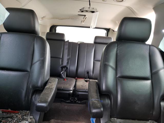 Photo 9 VIN: 1GNSKKE30BR329191 - CHEVROLET SUBURBAN 