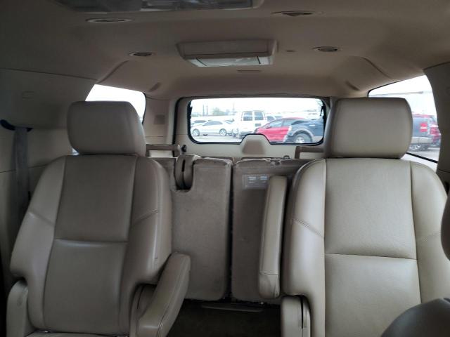 Photo 9 VIN: 1GNSKKE33BR373752 - CHEVROLET SUBURBAN 