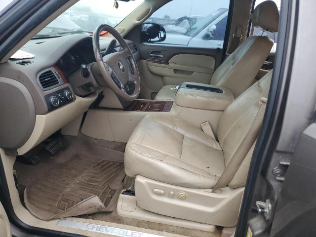 Photo 6 VIN: 1GNSKKE34BR250977 - CHEVROLET SUBURBAN K 