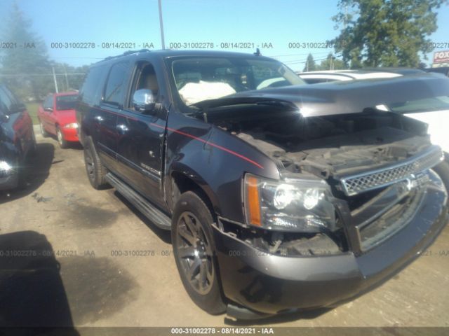 Photo 0 VIN: 1GNSKKE34BR263082 - CHEVROLET SUBURBAN 