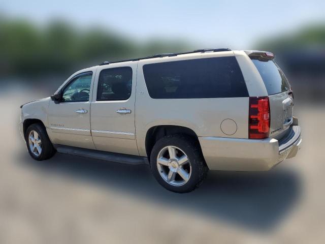 Photo 1 VIN: 1GNSKKE34BR332532 - CHEVROLET SUBURBAN 