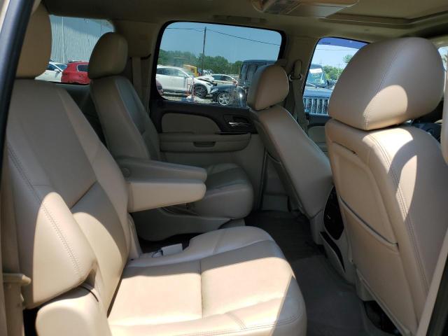 Photo 10 VIN: 1GNSKKE34BR332532 - CHEVROLET SUBURBAN 