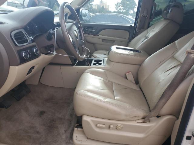 Photo 6 VIN: 1GNSKKE36BR285567 - CHEVROLET SUBURBAN 