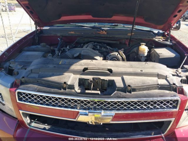 Photo 9 VIN: 1GNSKKE38BR168699 - CHEVROLET SUBURBAN 1500 