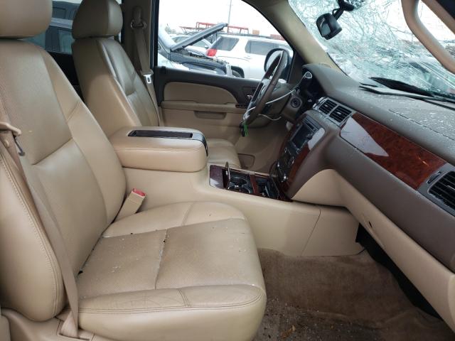 Photo 4 VIN: 1GNSKKE38BR175989 - CHEVROLET SUBURBAN K 