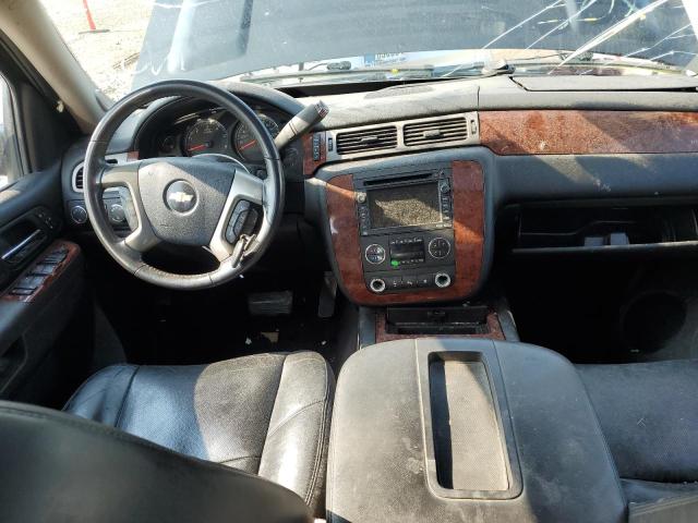 Photo 7 VIN: 1GNSKKE38BR226214 - CHEVROLET SUBURBAN 