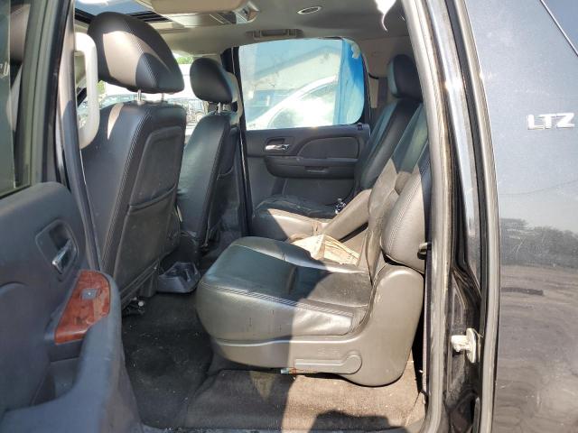 Photo 9 VIN: 1GNSKKE38BR226214 - CHEVROLET SUBURBAN 