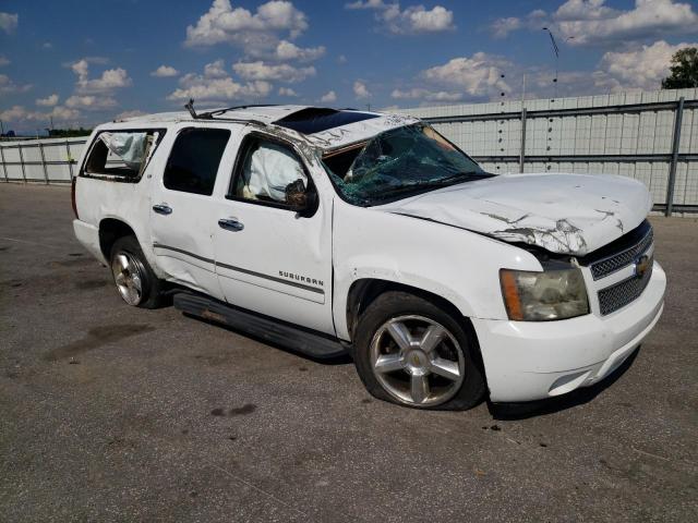 Photo 3 VIN: 1GNSKKE39BR172003 - CHEVROLET SUBURBAN 