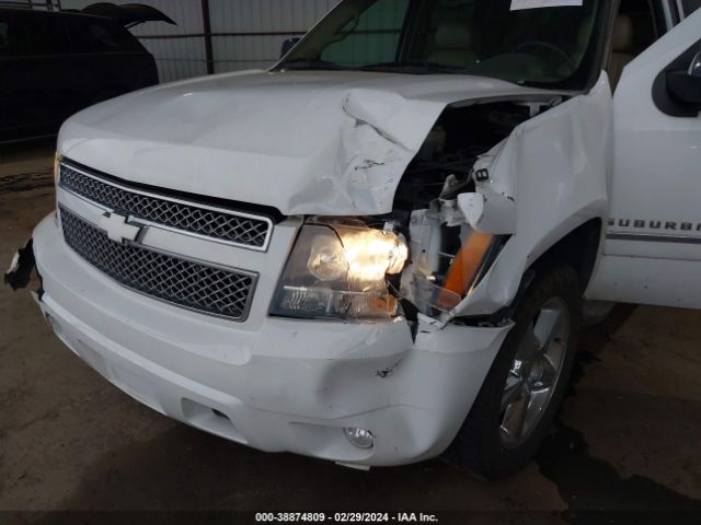 Photo 5 VIN: 1GNSKKE3XBR266908 - CHEVROLET SUBURBAN 1500 